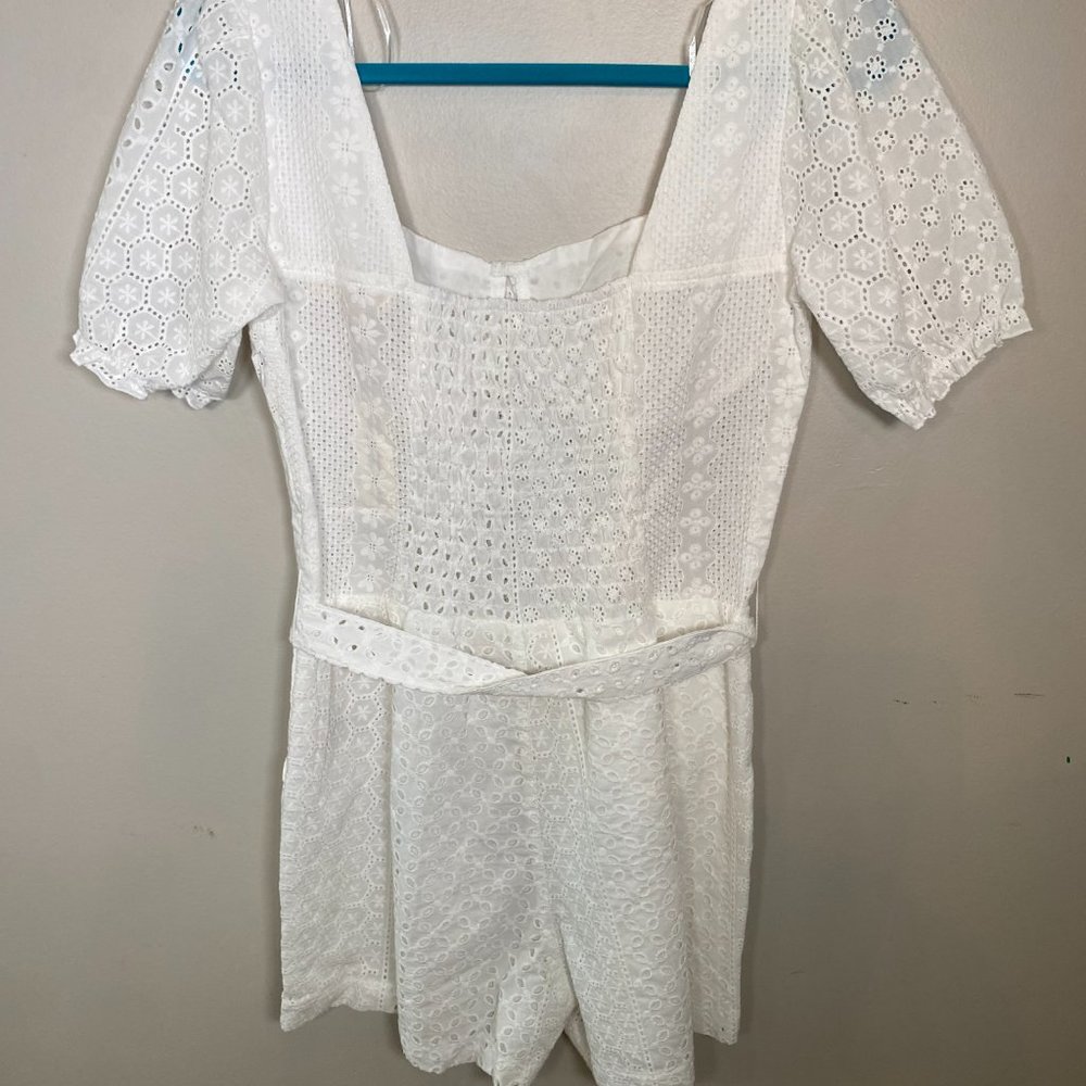 NWT Blank NYC White Eyelet Romper in Downtown Vibes - Picture 12 of 12